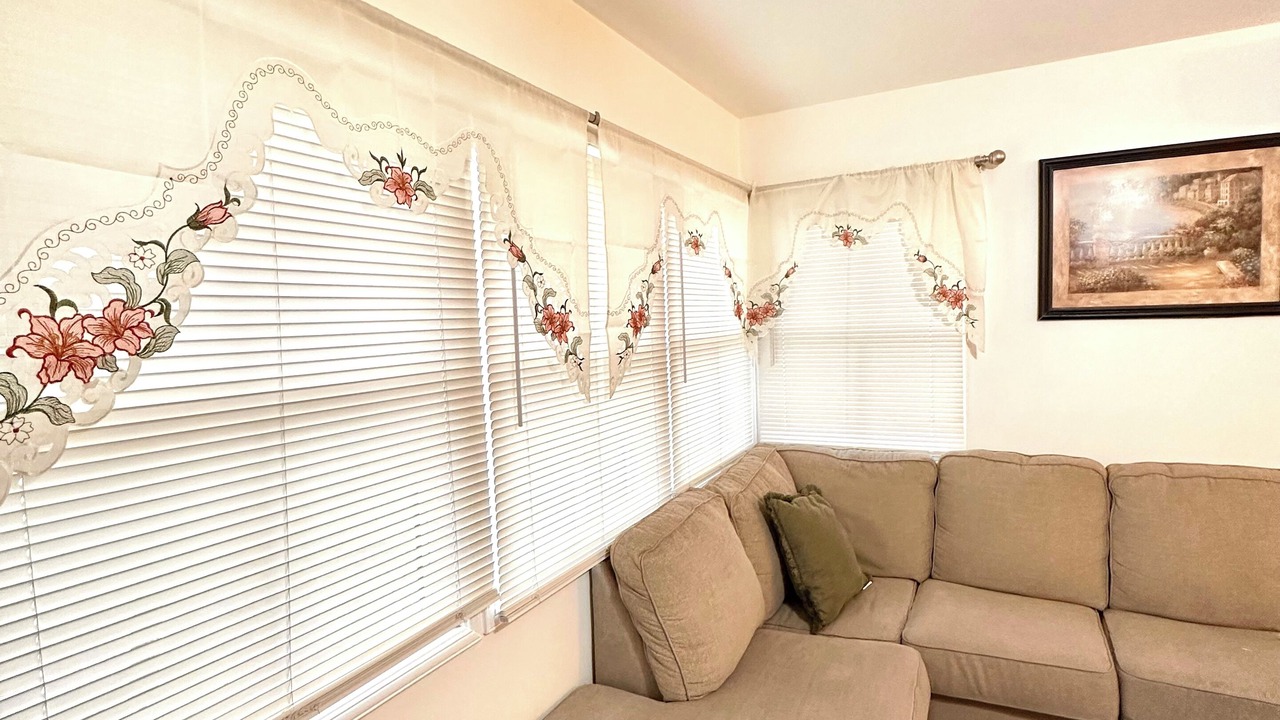 Photo of Livingroom in Monterey Park