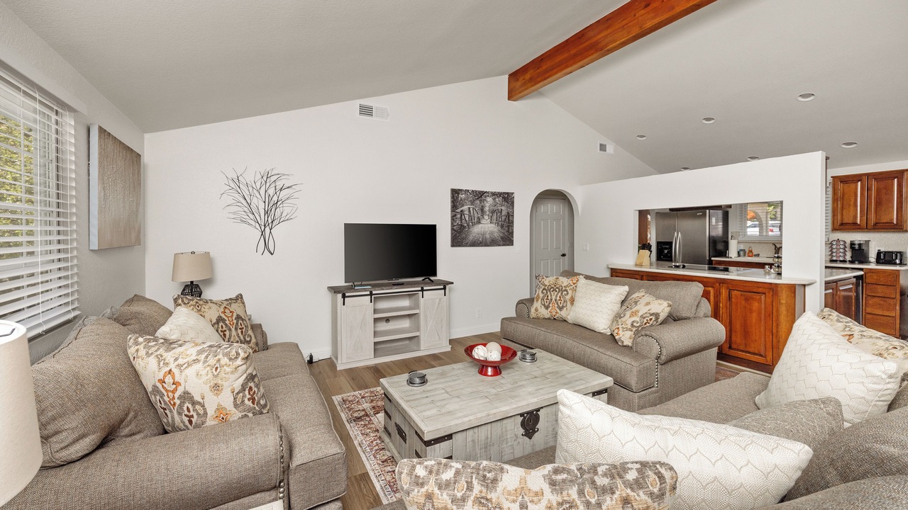 Photo of Livingroom in Prescott Country Club