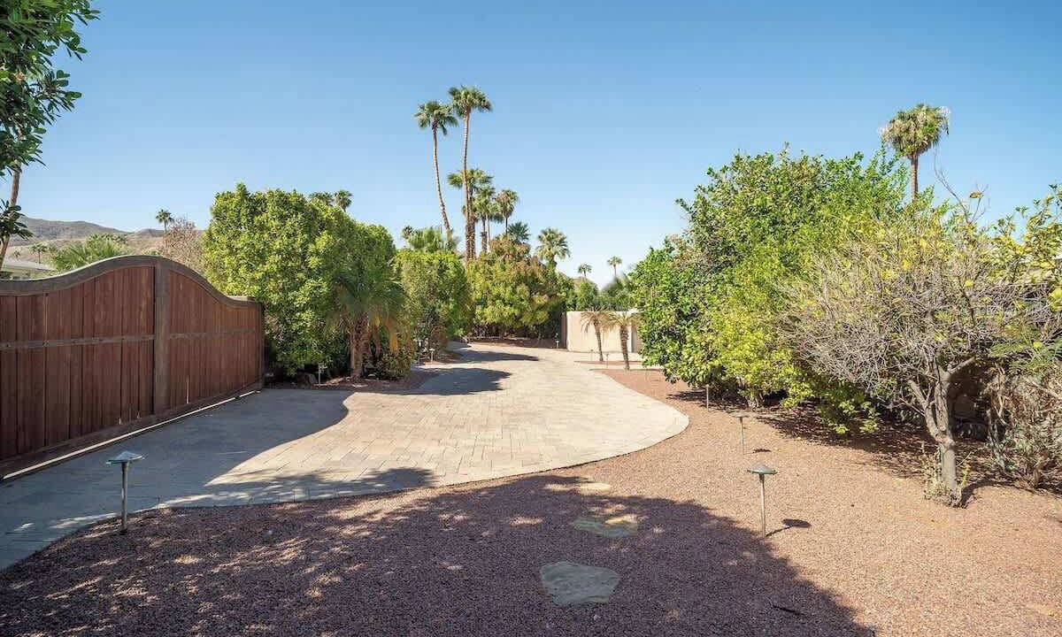 Photo of Outdoor in Magnesia Falls Cove