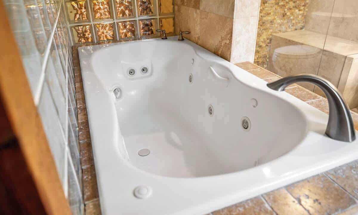 Photo of Bathroom in Magnesia Falls Cove