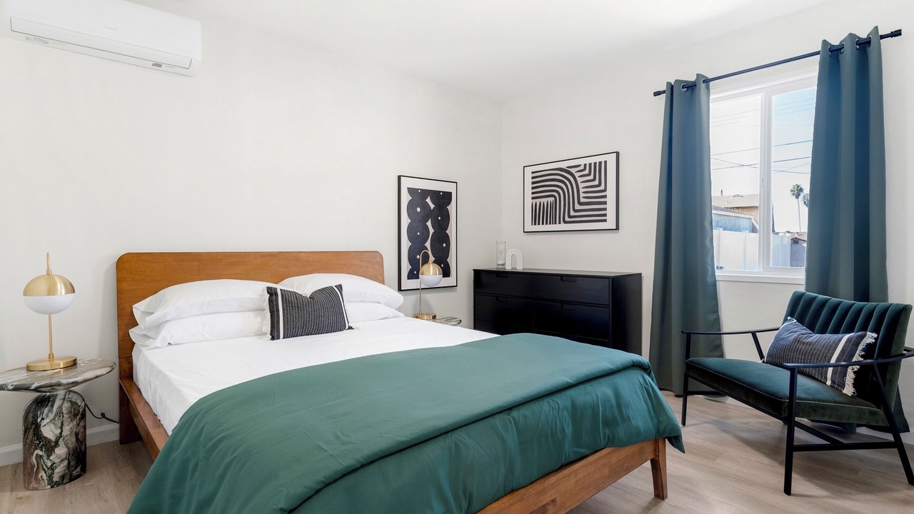 Photo of Bedroom in Covina