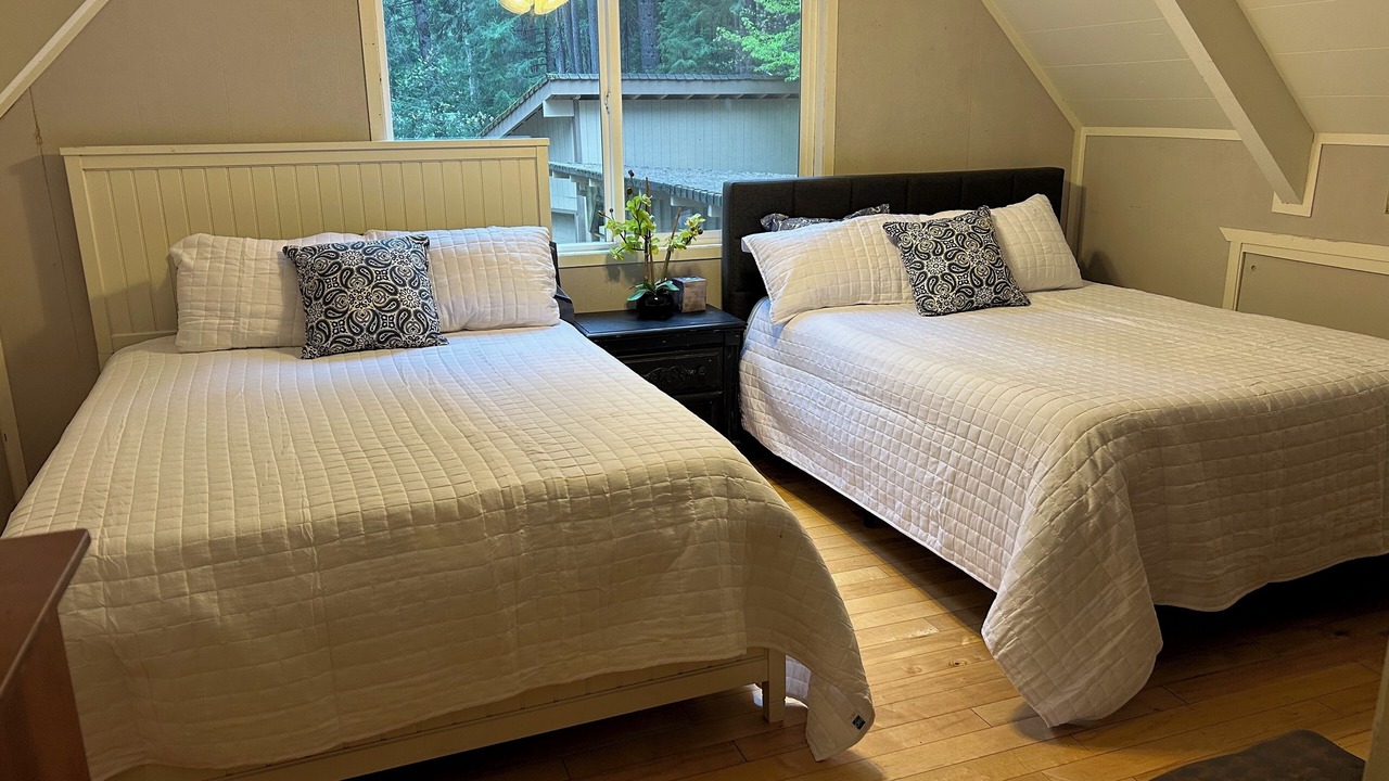 Photo of Bedroom in Trinity Center