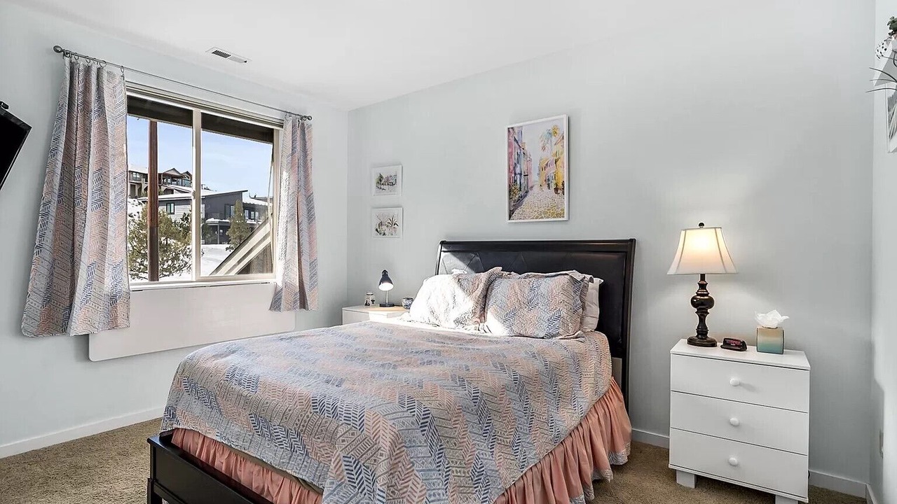 Photo of Bedroom in Redmond