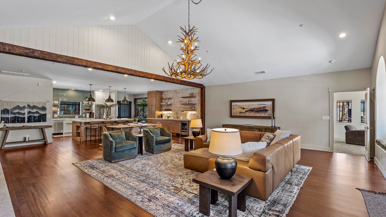 Photo of Livingroom in Flagstaff