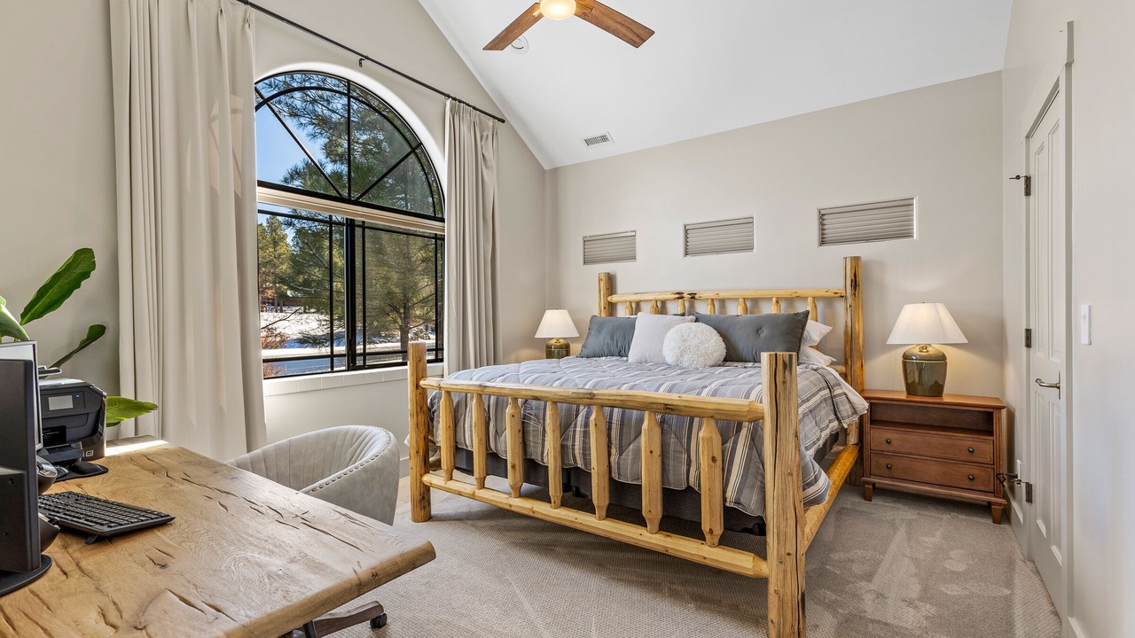 Photo of Bedroom in Flagstaff