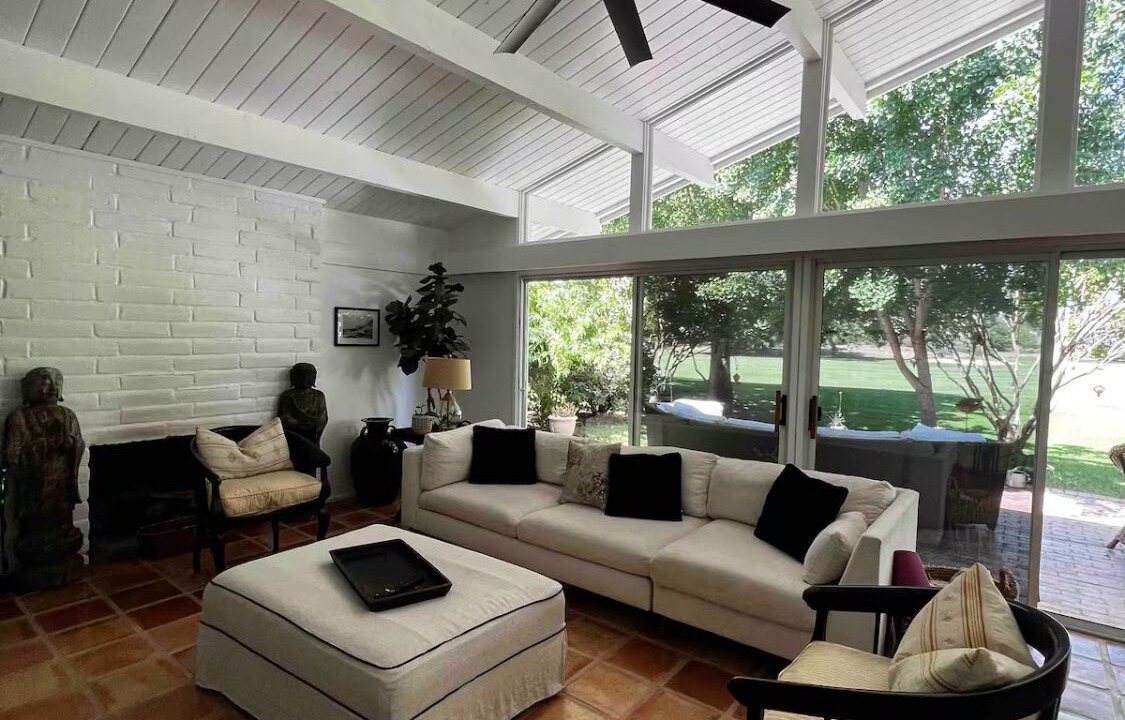 Photo of Livingroom in Valley Center