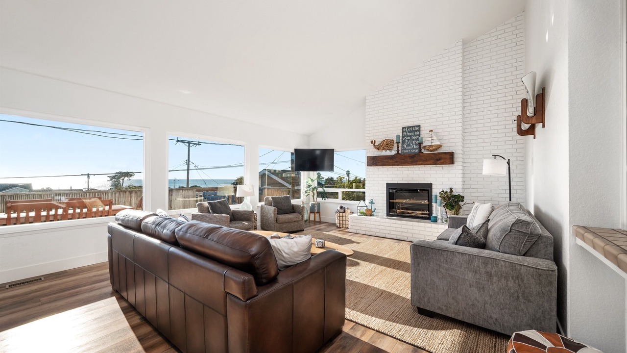 Photo of Livingroom in Cayucos