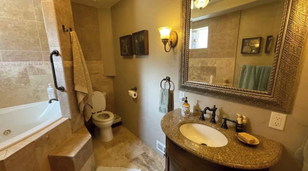 Photo of Bathroom in Williamson