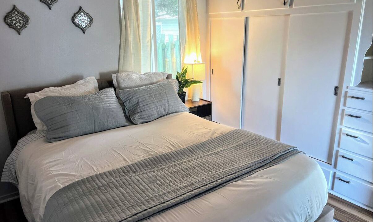 Photo of Bedroom in Crescent City