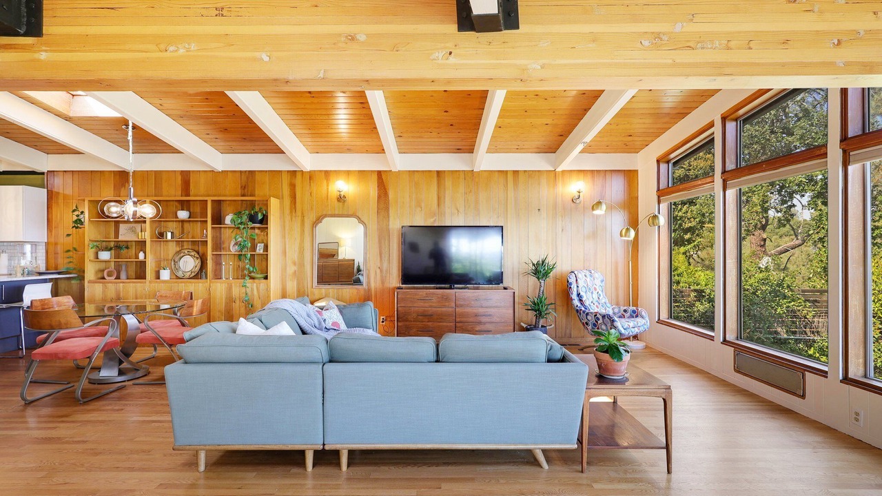 Photo of Livingroom in Benton Tract