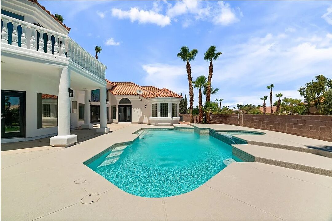 Photo of Outdoor in Spring Valley
