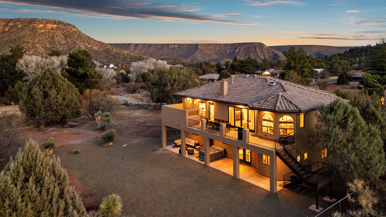Photo of Outdoor in Oak Creek