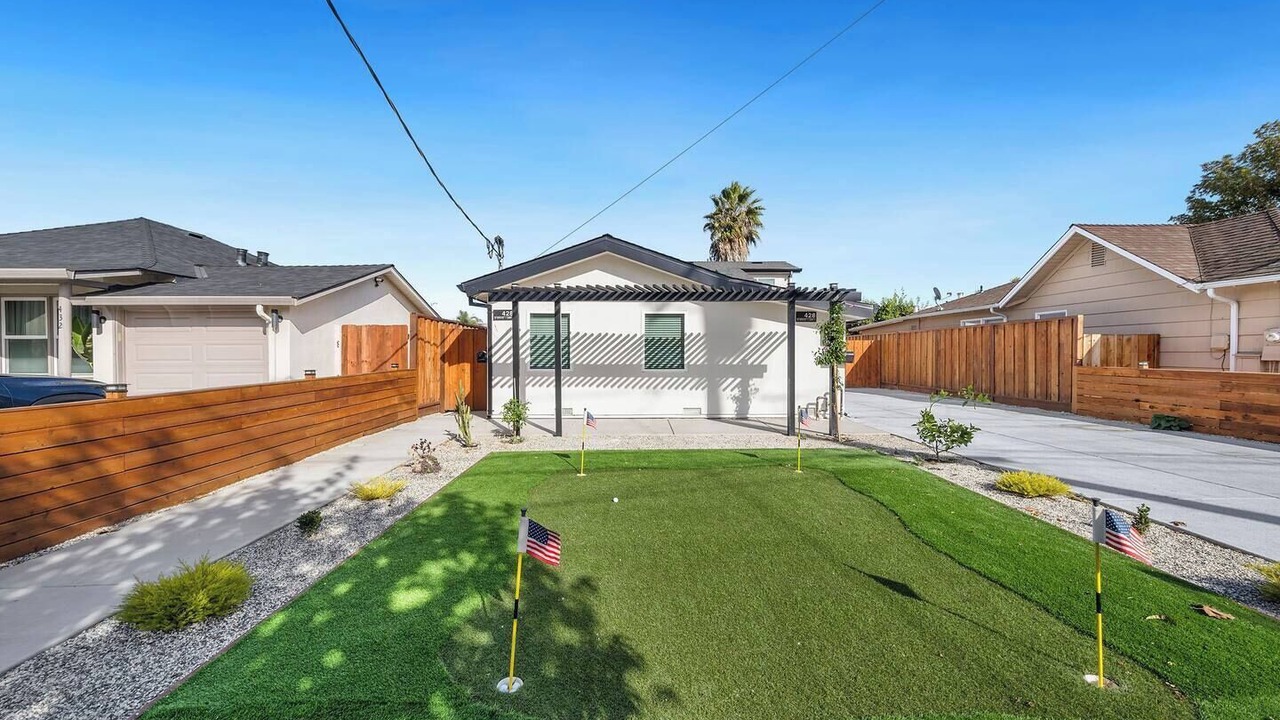Photo of Outdoor in Northside