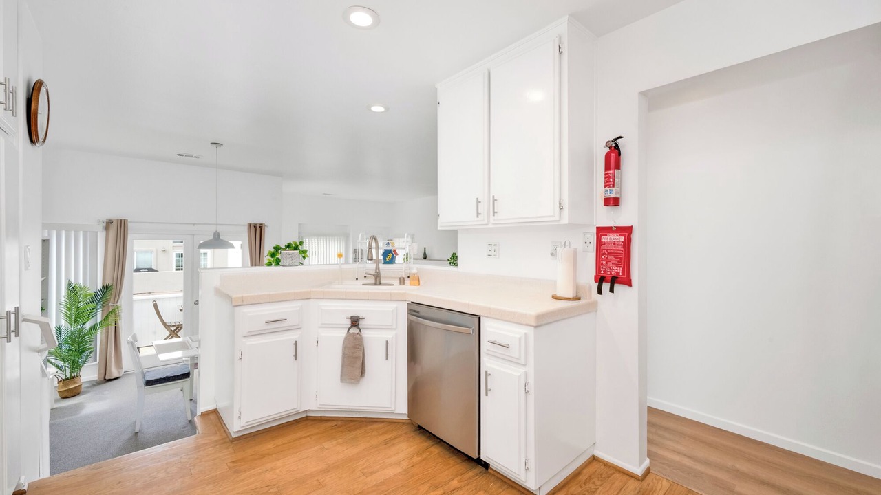 Photo of Kitchen in Newport Shores