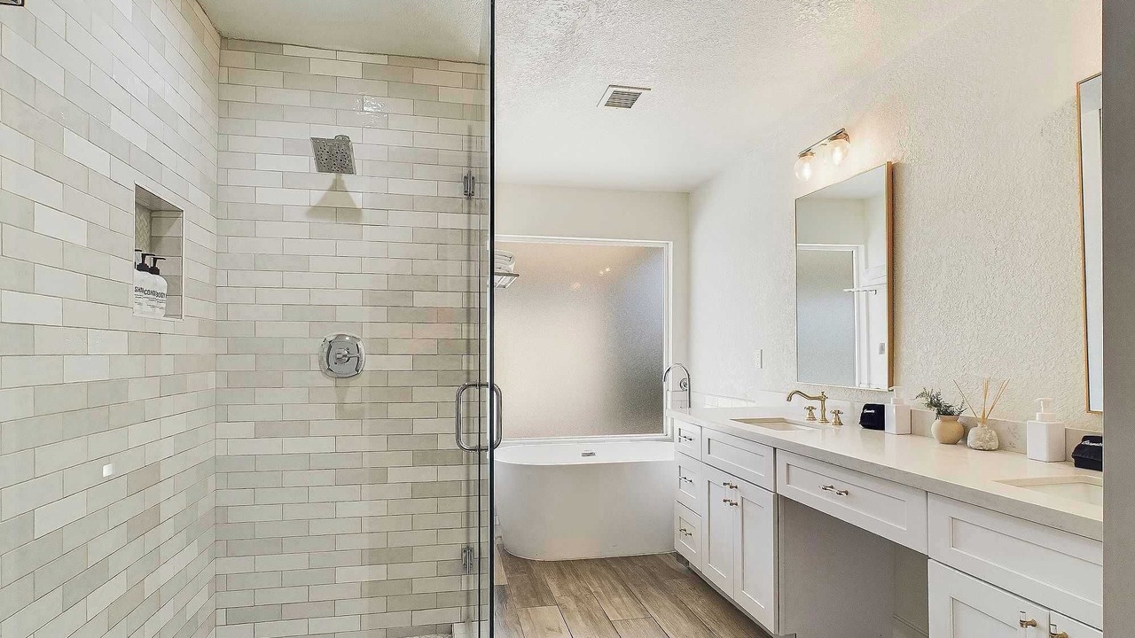 Photo of Bathroom in La Paz At Desert Springs
