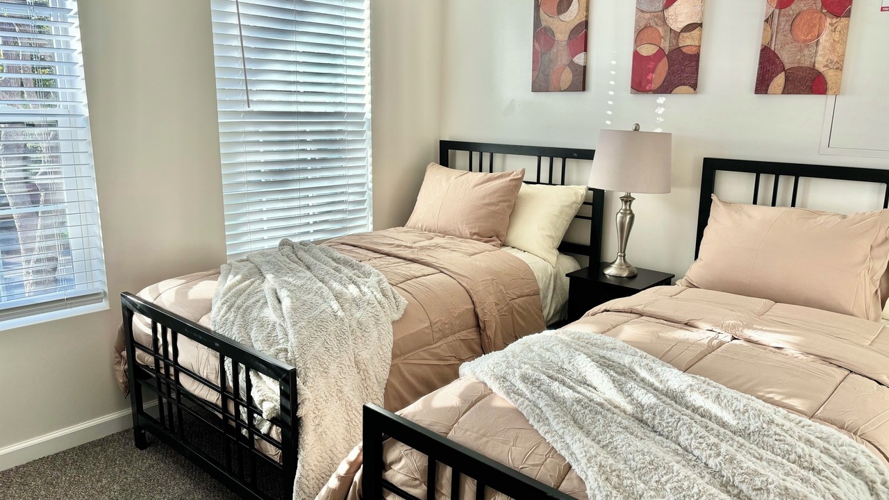 Photo of Bedroom in Southwest Berkeley