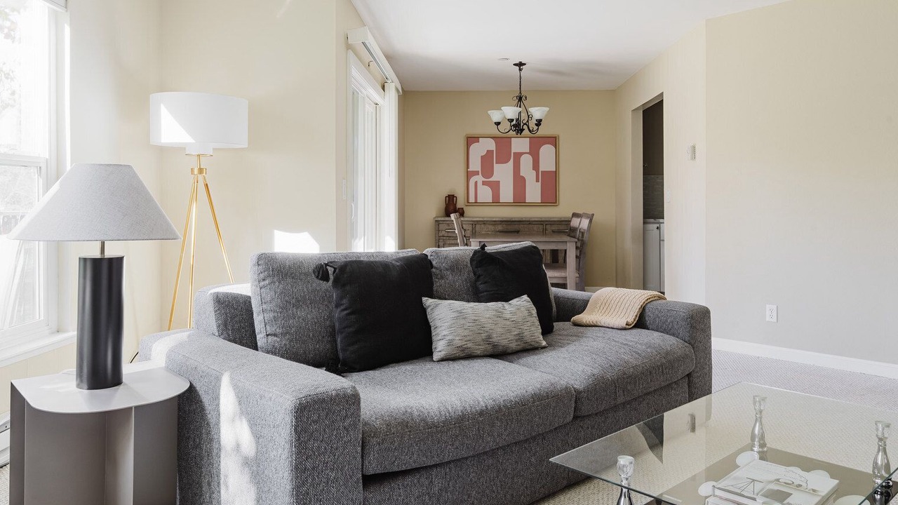 Photo of Livingroom in Central District
