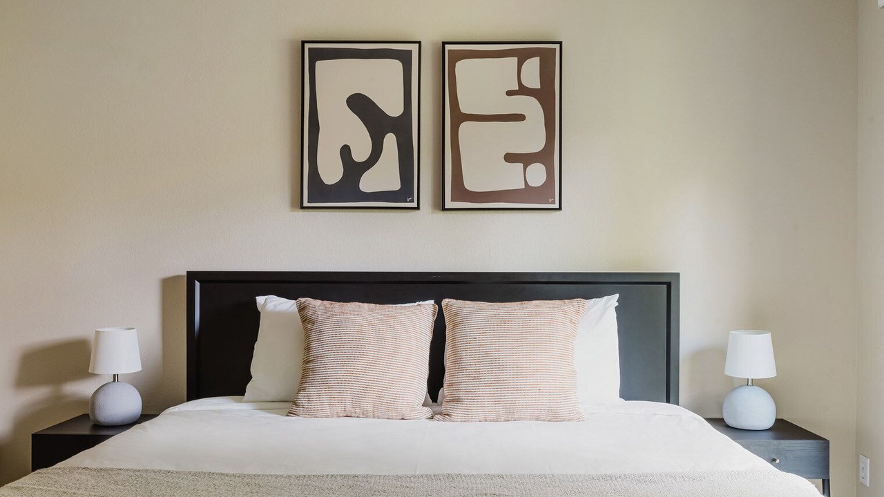 Photo of Bedroom in Central District