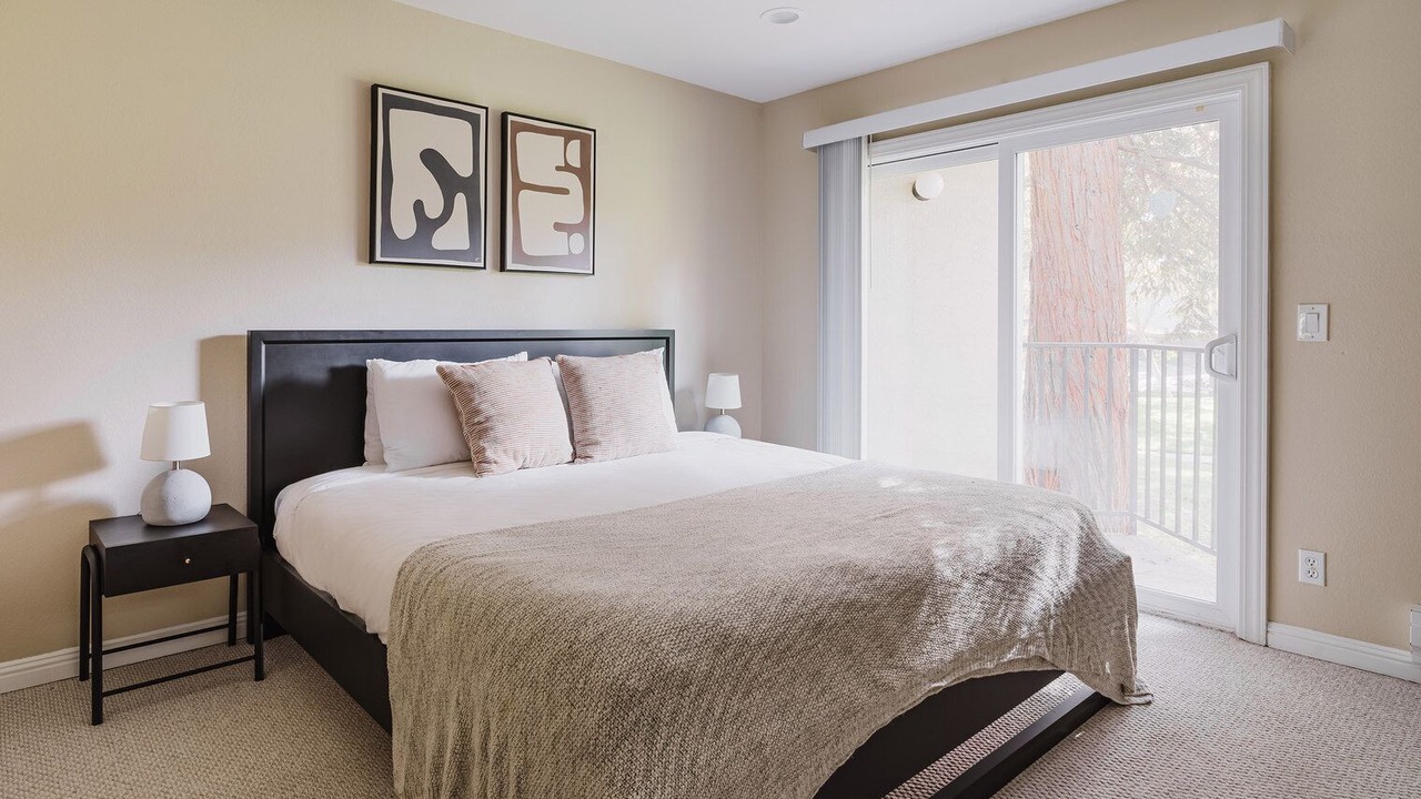 Photo of Bedroom in Central District