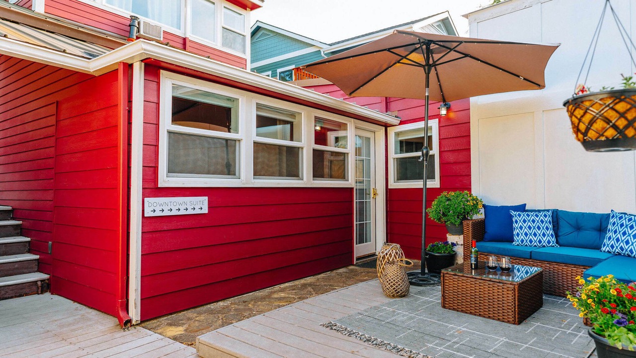 Photo of Patio Balcony in Historic Railroad District