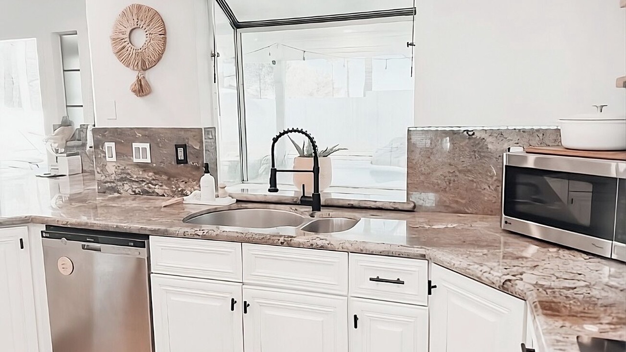 Photo of Kitchen in Canyon Gate