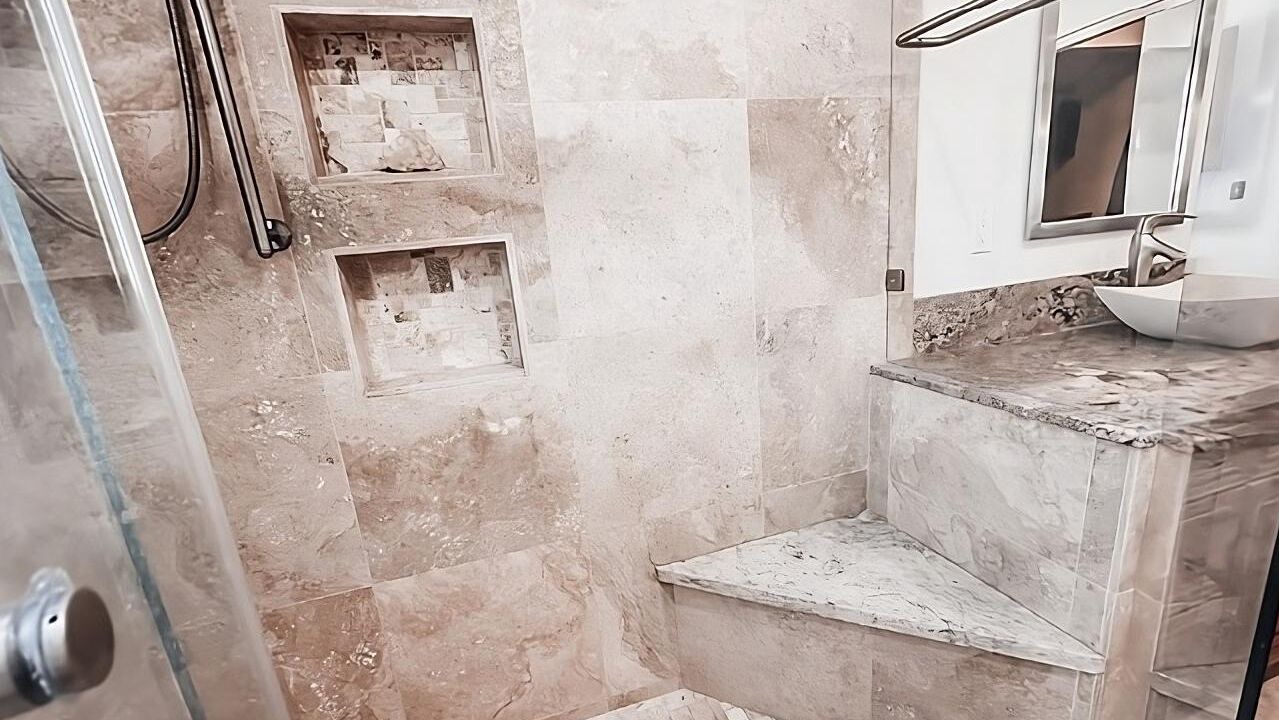 Photo of Bathroom in Canyon Gate
