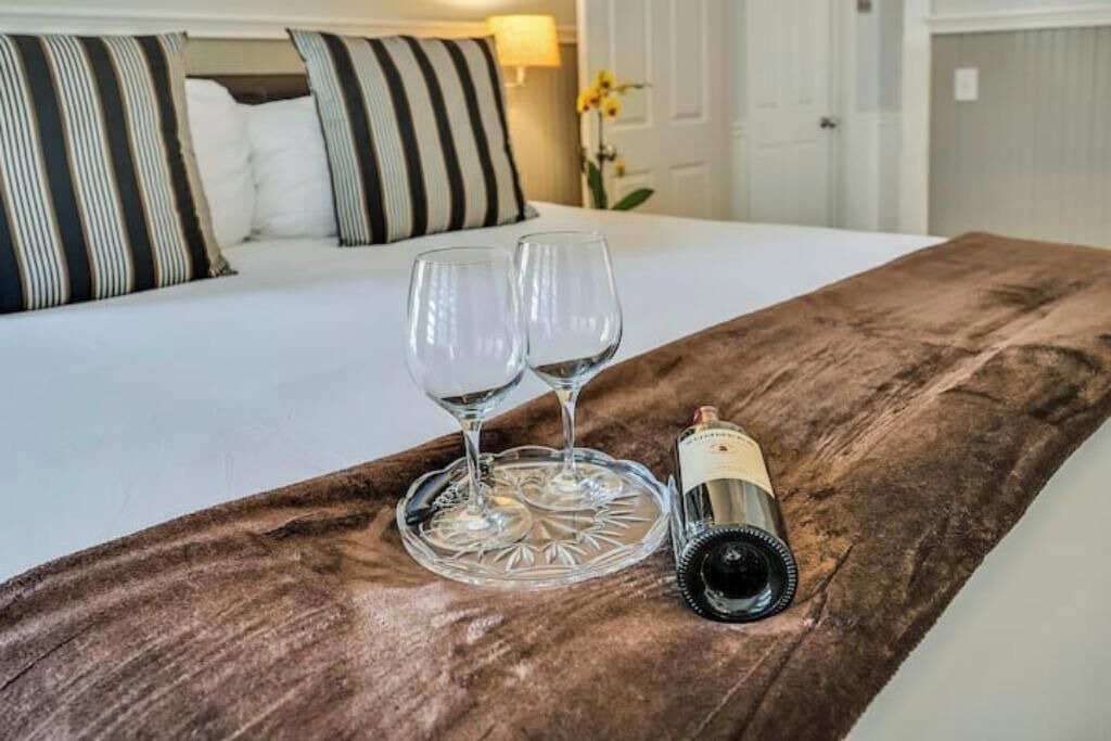 Photo of Bedroom in Calistoga
