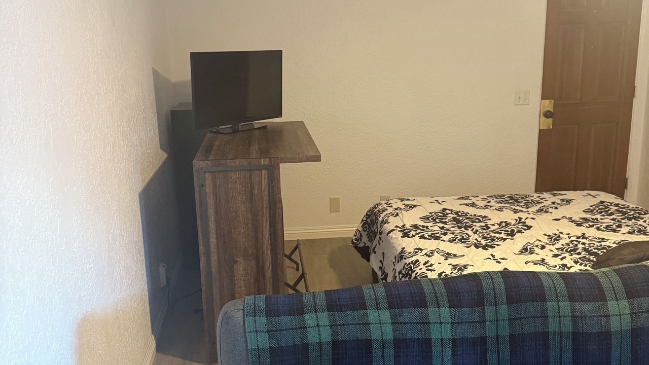 Photo of Bedroom in Victorville