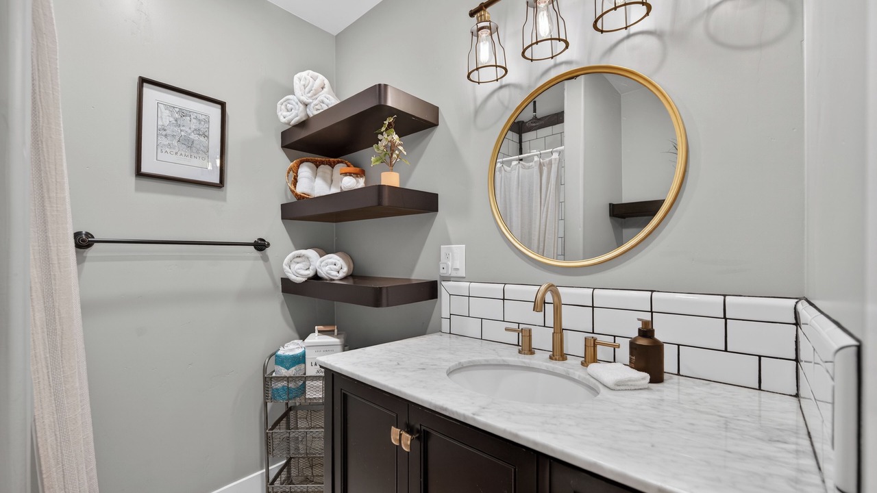Photo of Bathroom in Midtown Sacramento