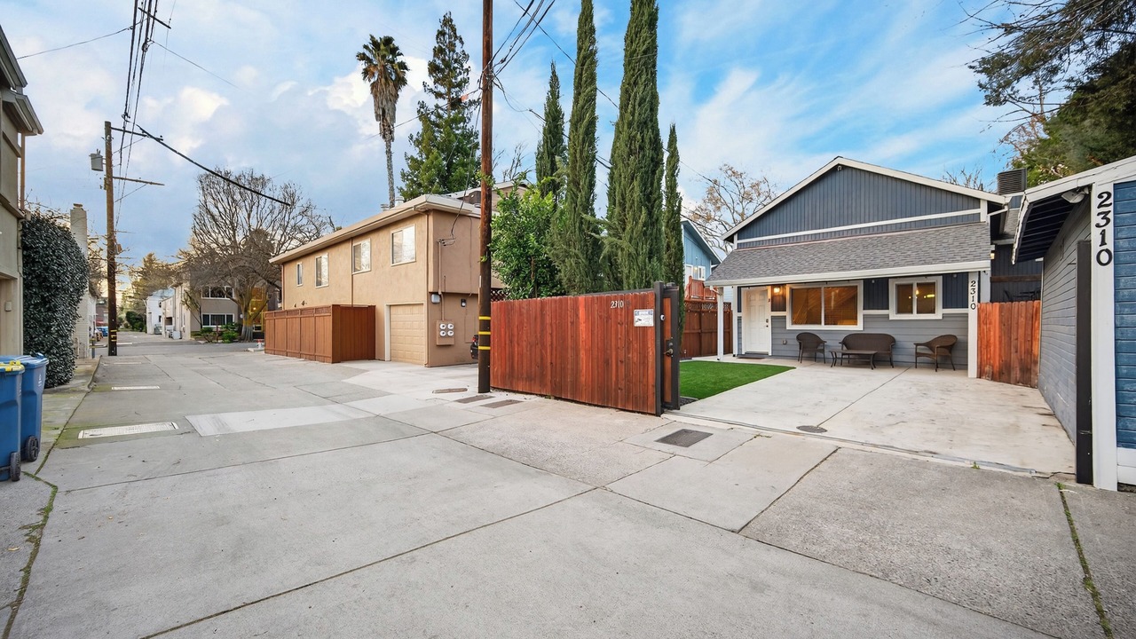 Photo of Outdoor in Midtown Sacramento