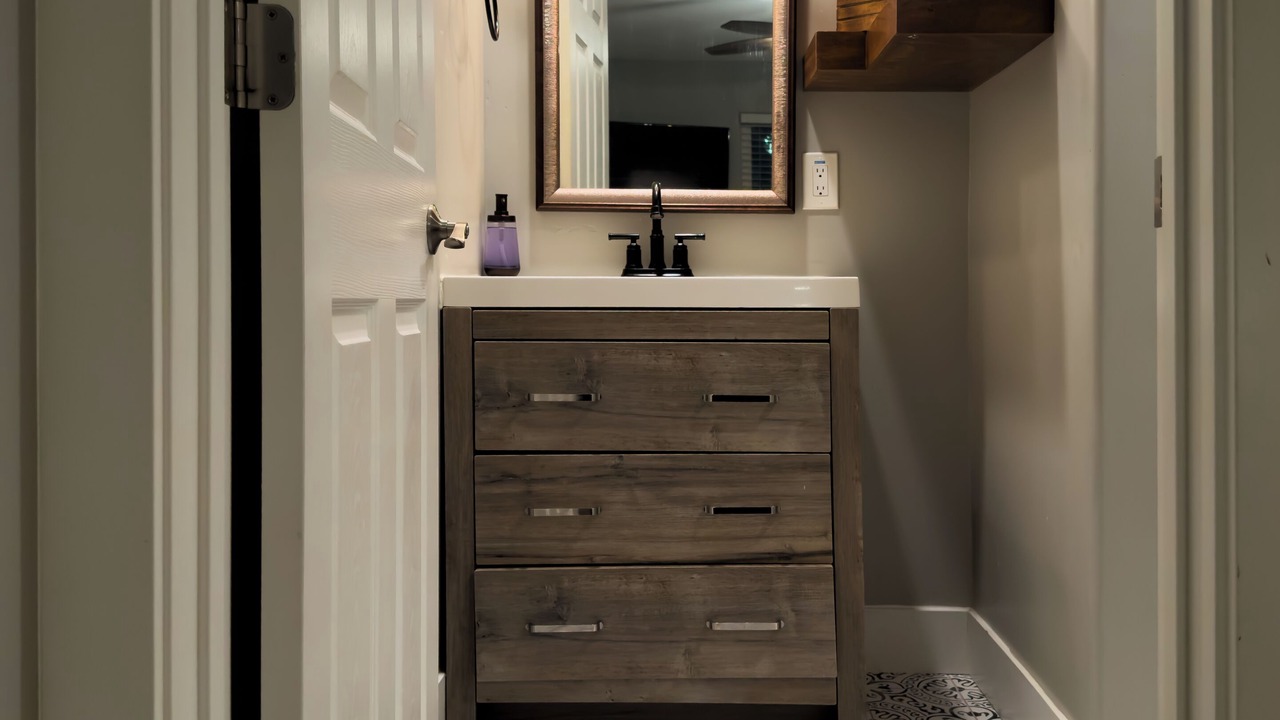 Photo of Bathroom in Midtown Sacramento