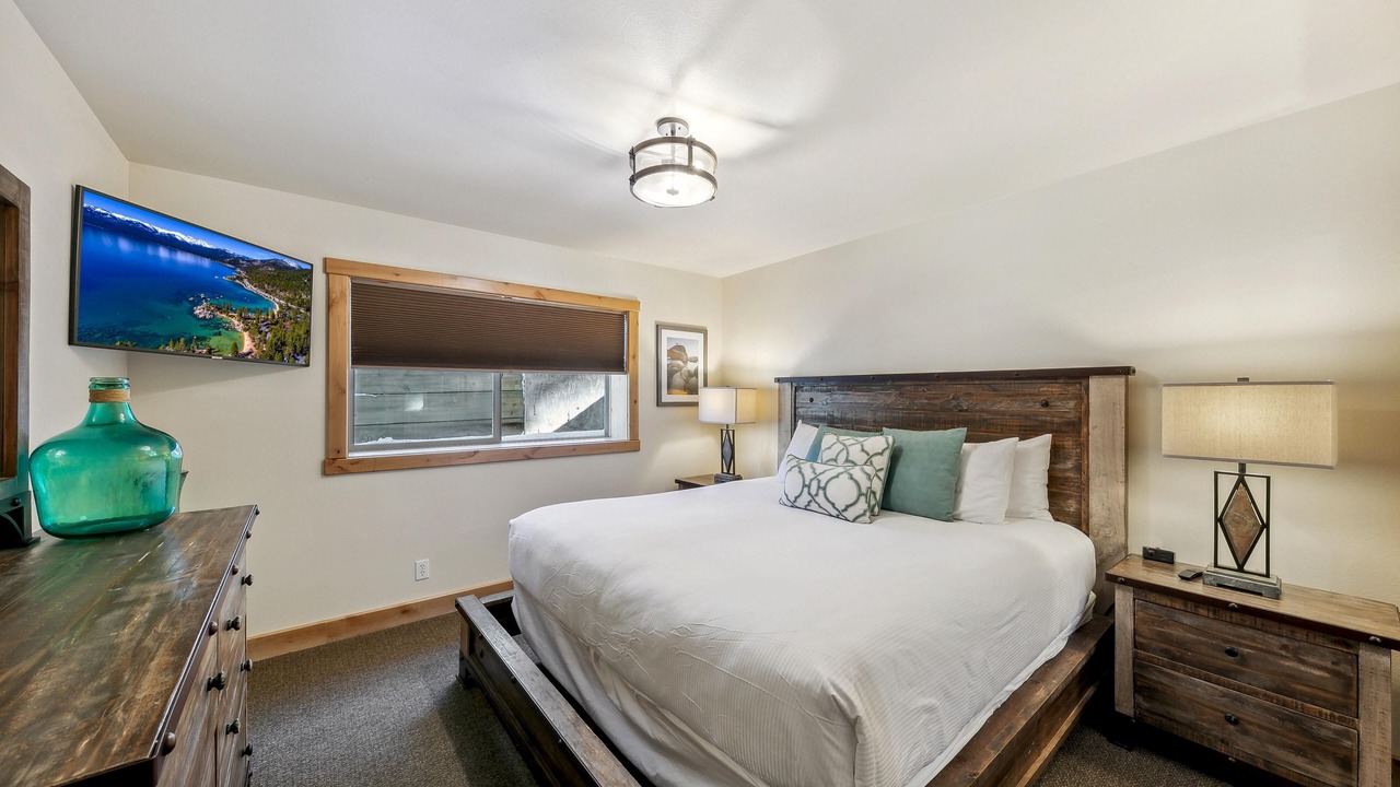 Photo of Bedroom in Tahoe Village