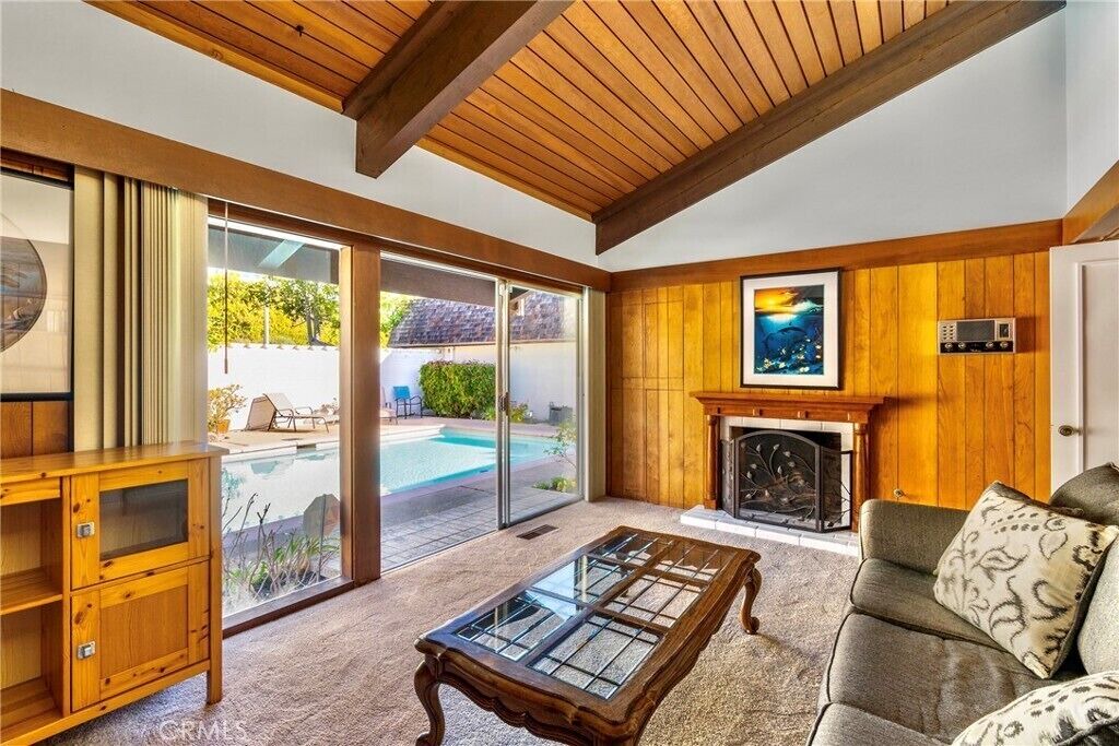 Photo of Livingroom in Laguna Beach