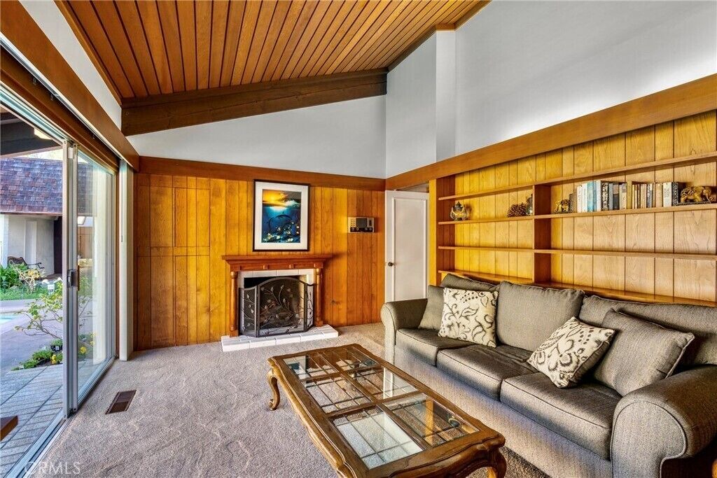 Photo of Livingroom in Laguna Beach
