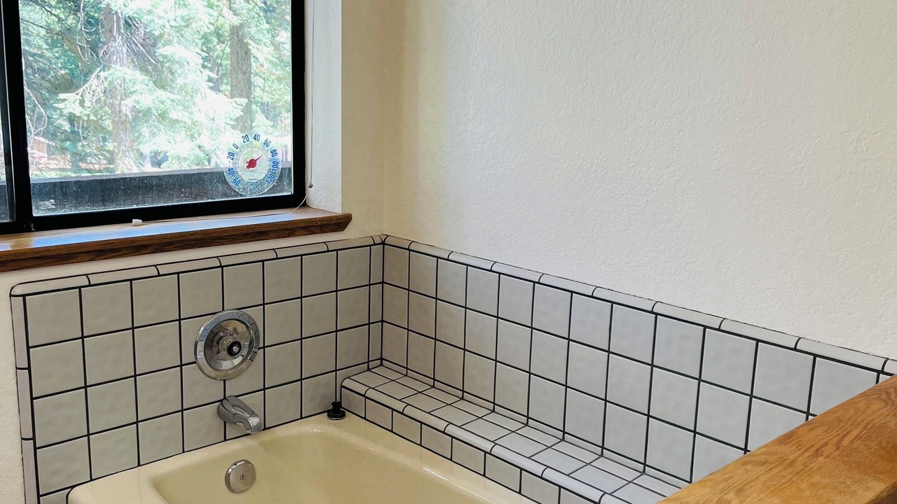 Photo of Bathroom in Lake Almanor West