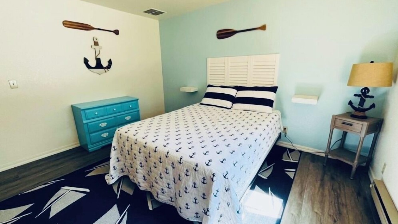 Photo of Bedroom in Lake Almanor West