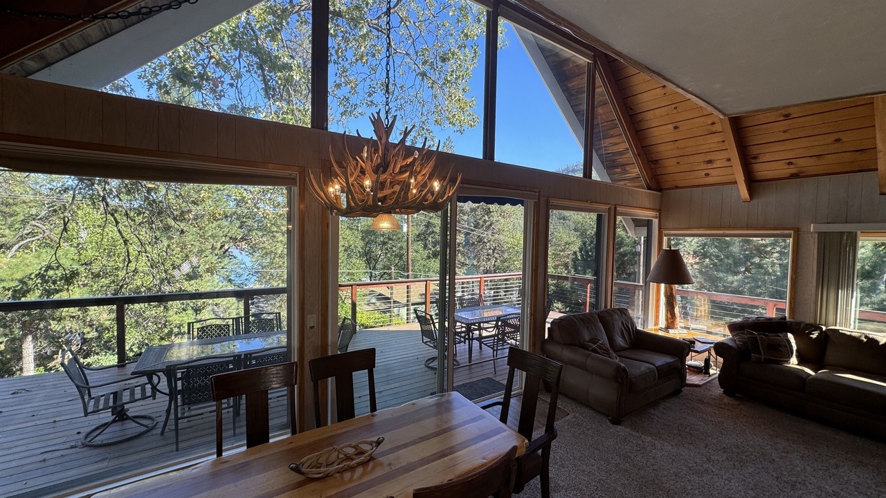 Photo of Bedroom in Lakehead