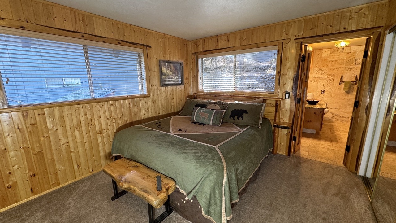 Photo of Bedroom in Lakehead