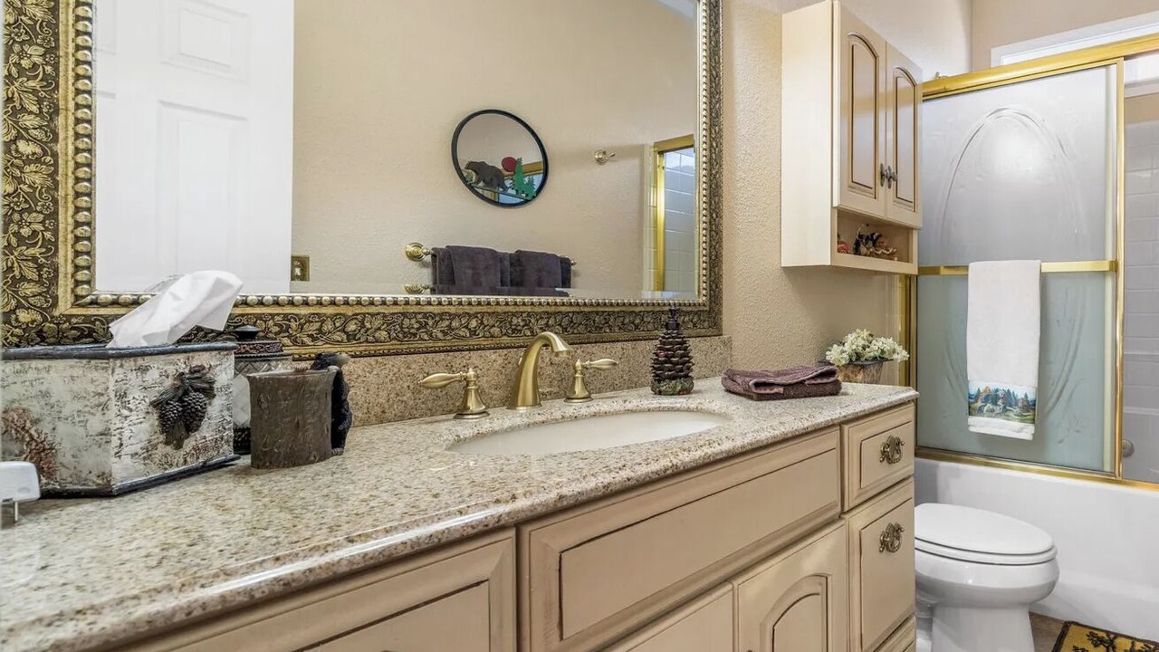 Photo of Bathroom in Viola