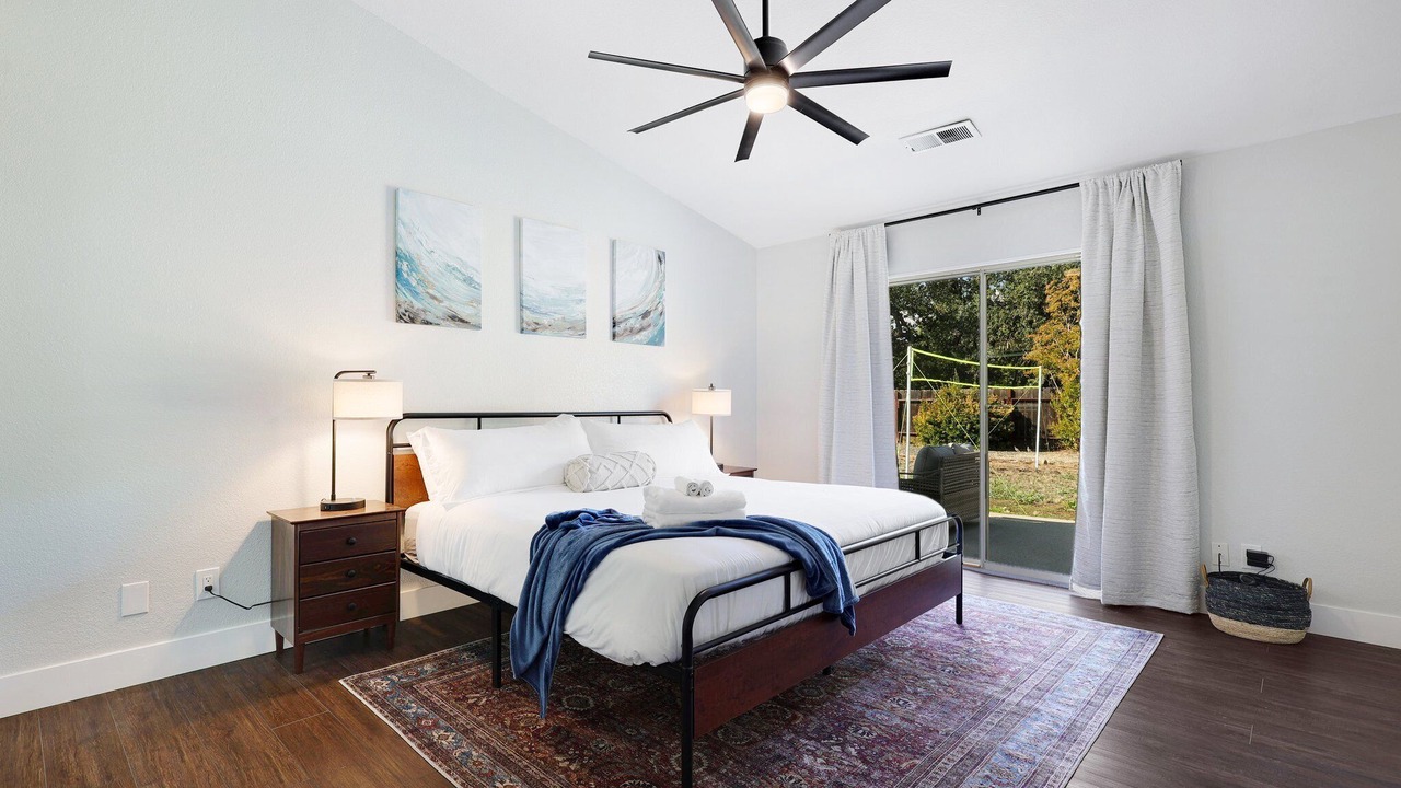 Photo of Bedroom in Redding Highlands