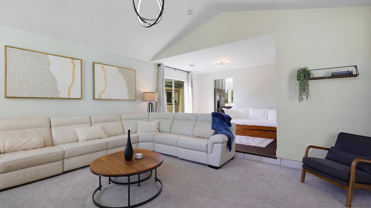 Photo of Livingroom in Redding Highlands