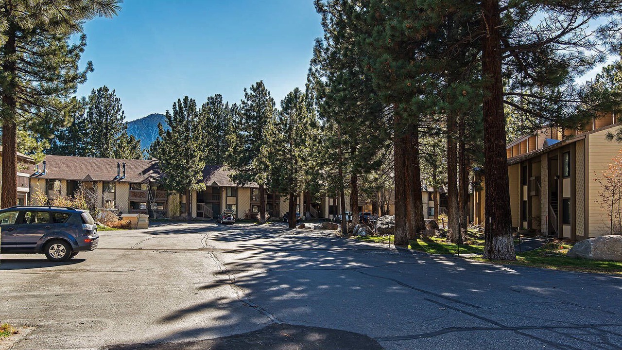 Photo of Others in Mammoth Lakes