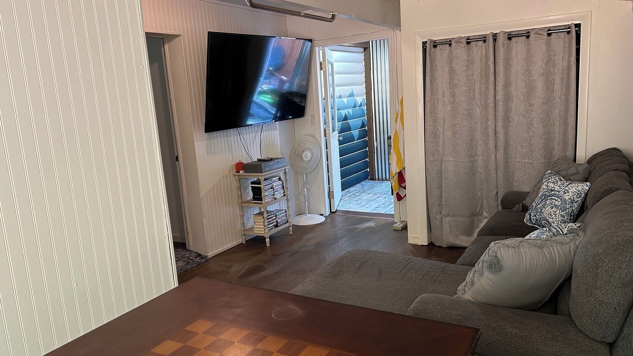 Photo of Livingroom in Al Tahoe