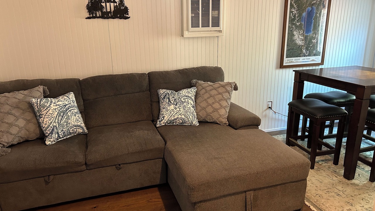 Photo of Livingroom in Al Tahoe