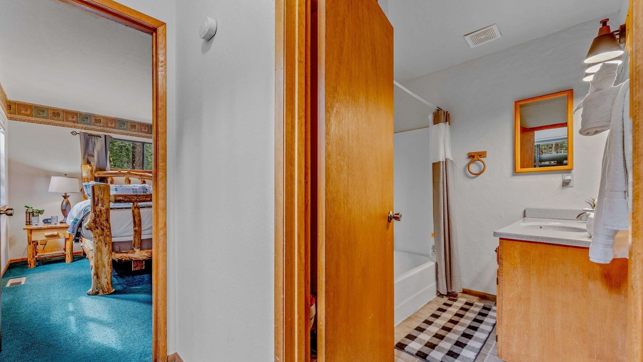 Photo of Bathroom in Kingswood Estates