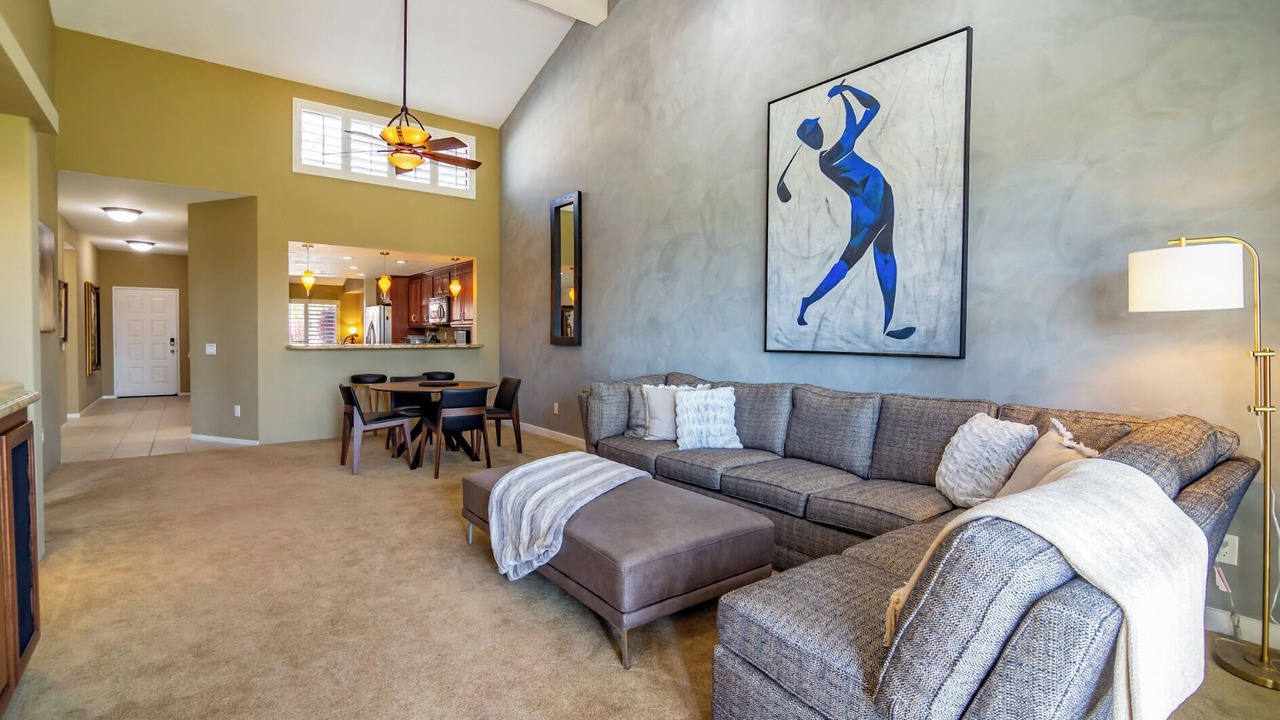 Photo of Livingroom in Palm Desert