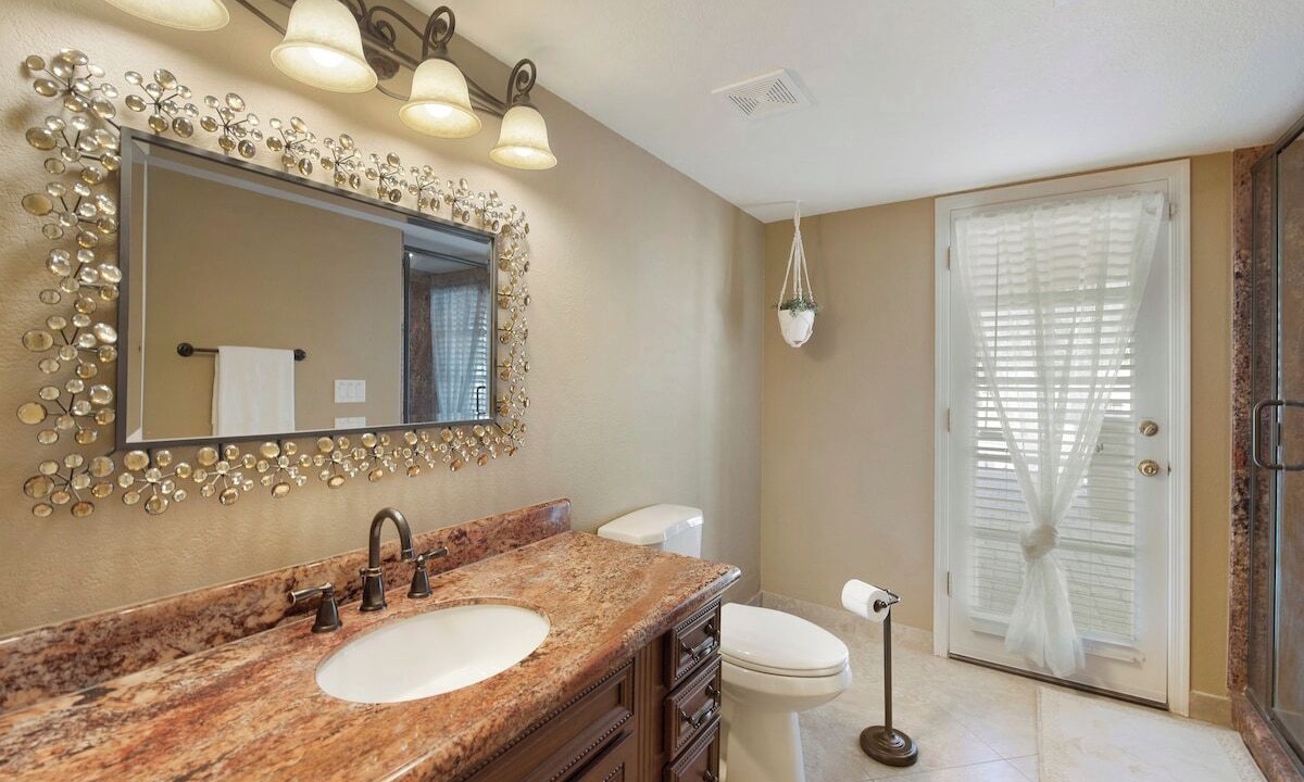 Photo of Bathroom in Arrowhead Lakes