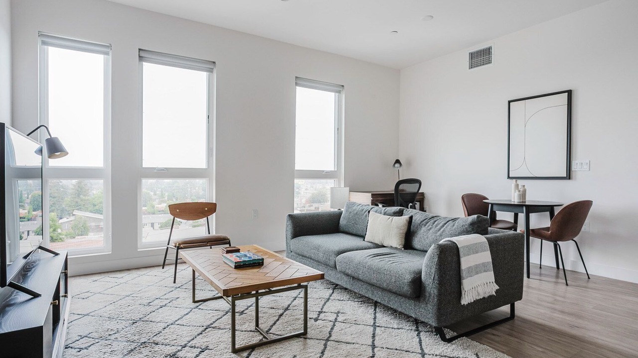 Photo of Livingroom in East Pasadena
