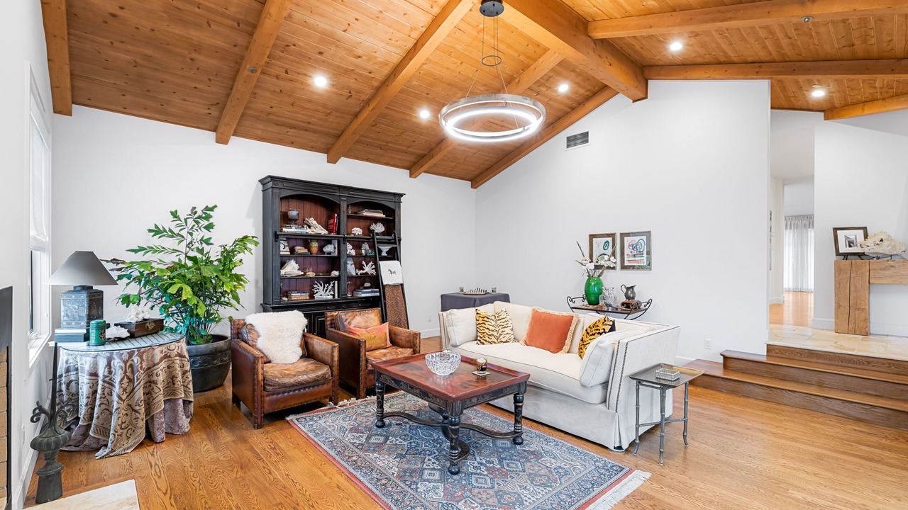 Photo of Bedroom in Del Monte Forest