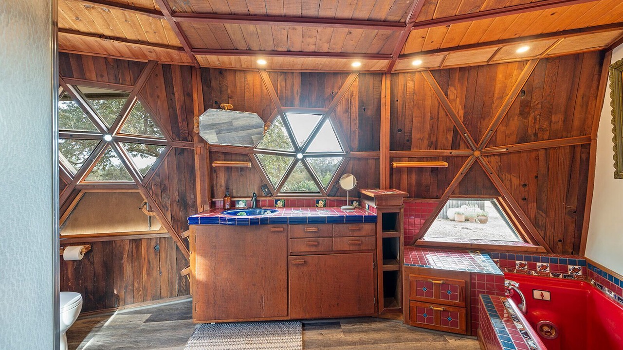 Photo of Bathroom in Atascadero